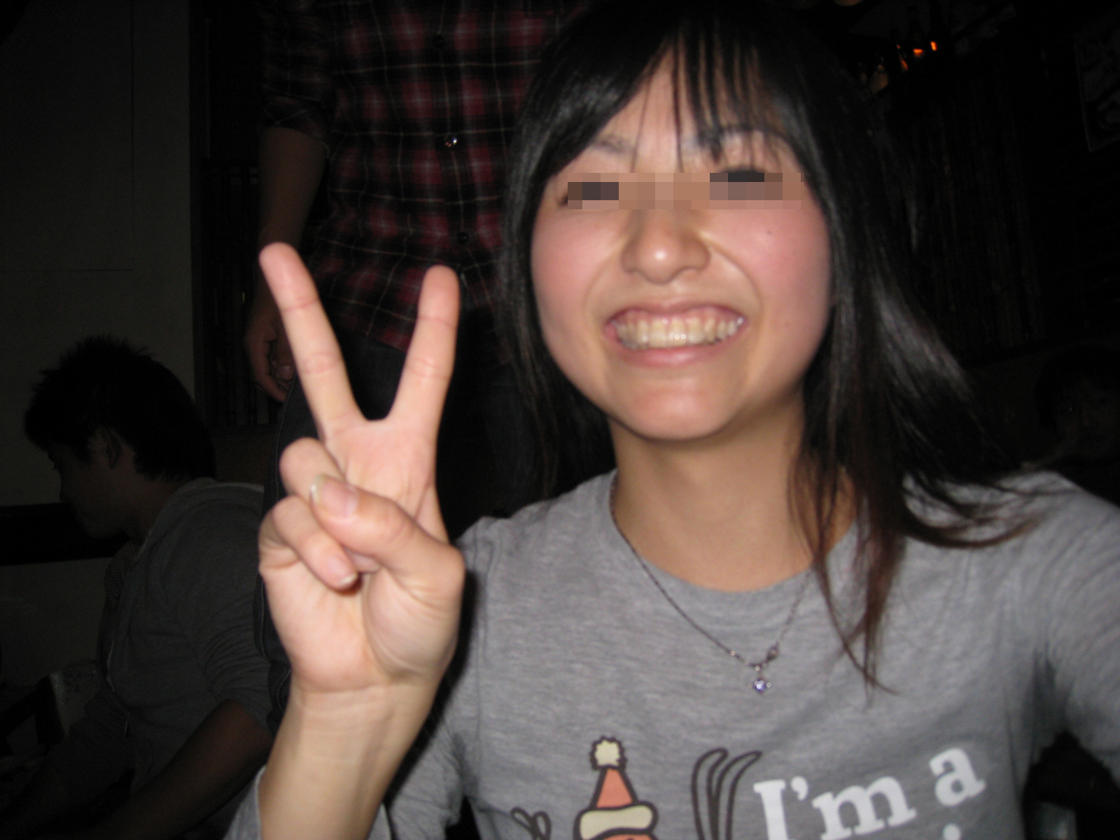 素人女達の恥ずかしい脇汗染み画像を22枚公開しちゃうｗ 女の脇汗画像 フェチブログ